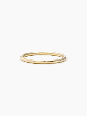 14k gold classic minimalist band