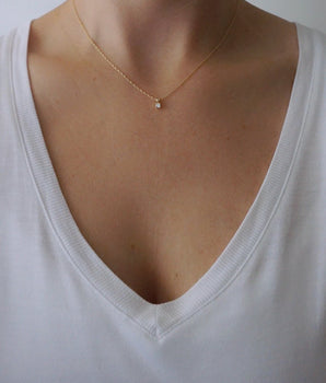 14k gold solitaire diamond pendant necklace