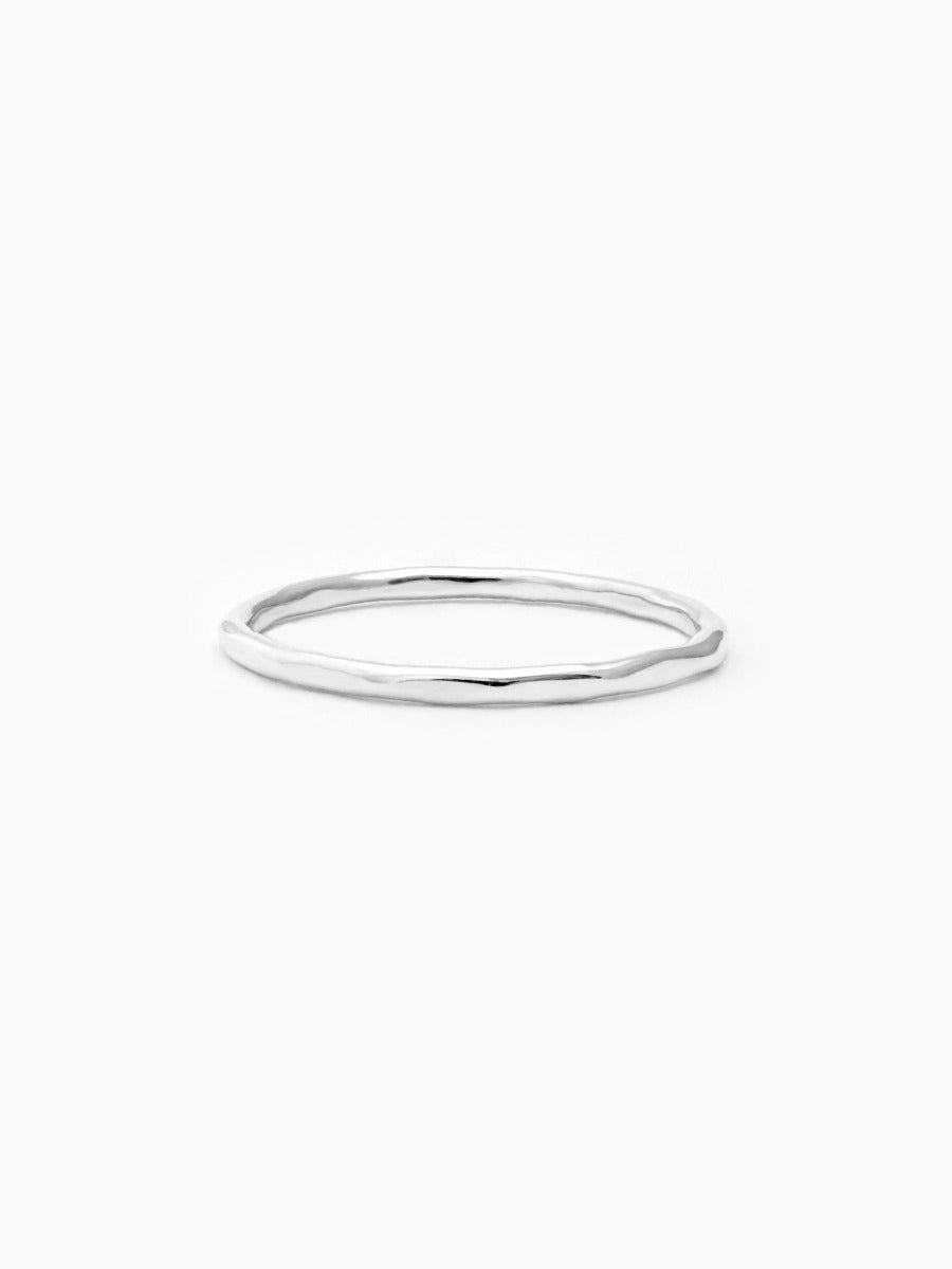 sterling silver hammered classic band