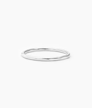 sterling silver hammered classic band