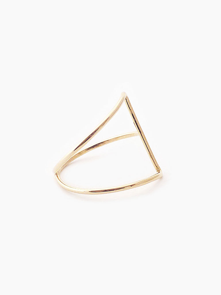 14k isosceles triangle ring